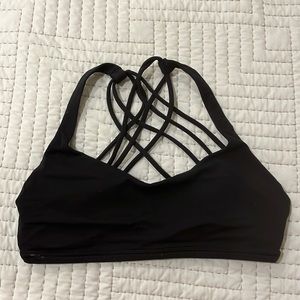 Lululemon Free to be Wild